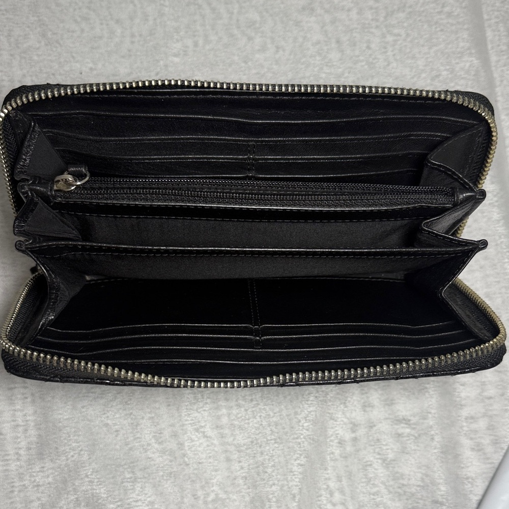 Coach Black Quilted Leather Wallet - Picture 4 of 6